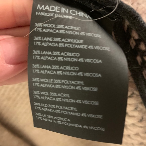 Club Monaco knit sweater vest - Picture 6 of 6